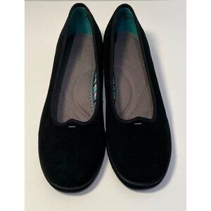 Grasshoppers Womens Black Suede Slip On Shoes Size 10 M Comfort Cushioned Casual